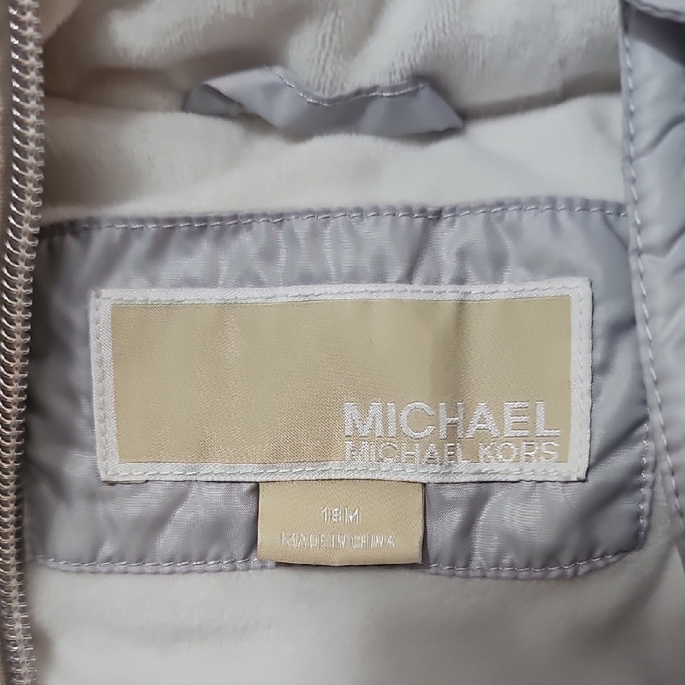 Michael Kors Gray Puffer Jacket with Cream Accents - Picture 2 of 11